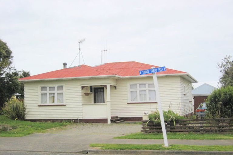 Photo of property in 161 Tiro Tiro Road, Levin, 5510