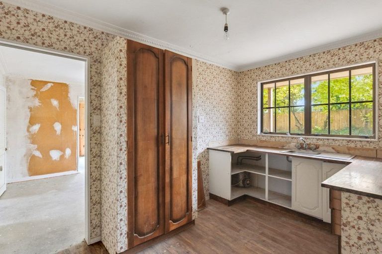 Photo of property in 3 Rawene Street, Waikanae, 5036