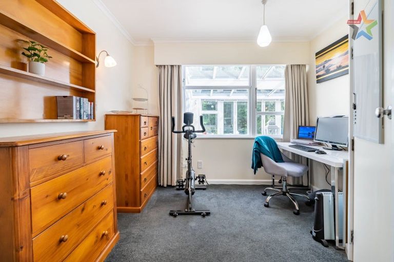 Photo of property in 25 Penrose Street, Woburn, Lower Hutt, 5010