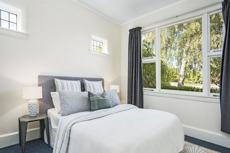 Photo of property in 57 Martin Avenue, Beckenham, Christchurch, 8023