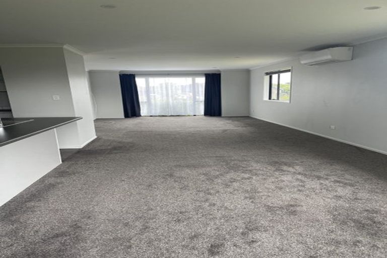 Photo of property in 22 Walter Lawry Road, Paerata, Pukekohe, 2124