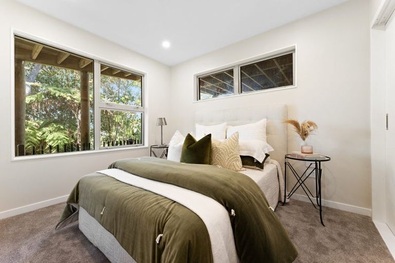 Photo of property in 45 Chamberlain Road, Massey, Auckland, 0614