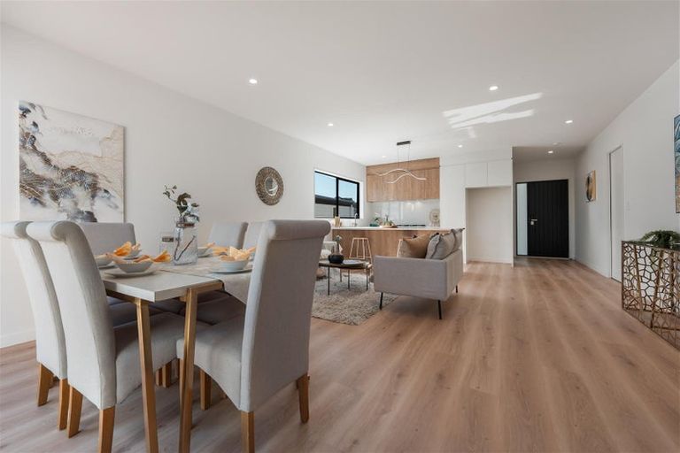 Photo of property in 46 Whakairo Crescent, Gulf Harbour, Whangaparaoa, 0930