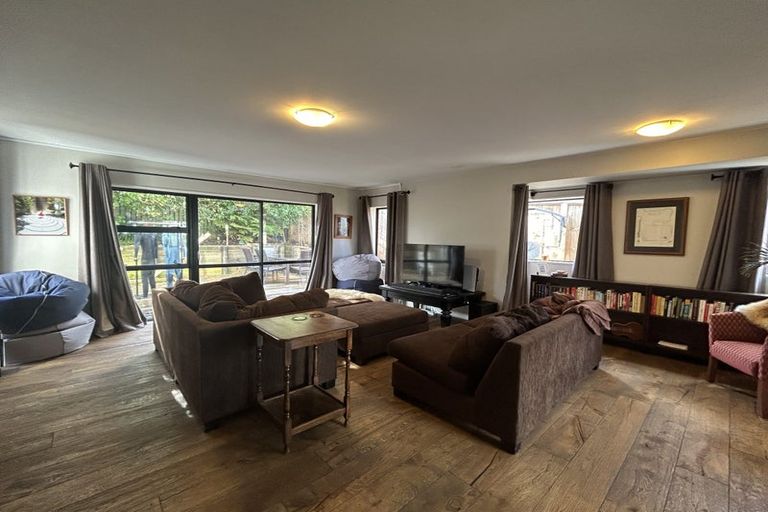 Photo of property in 14a Ringwood Street, Torbay, Auckland, 0630