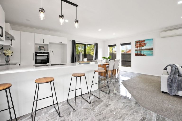 Photo of property in 3 Roderick Place, Rototuna, Hamilton, 3210