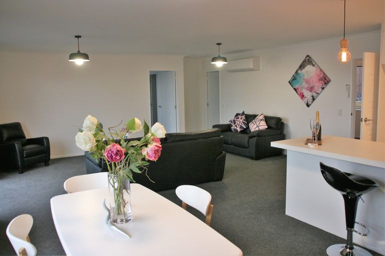 Photo of property in 14a Clyde Street, Kinmont Park, Mosgiel, 9024