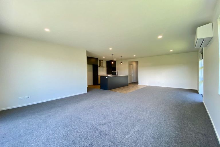 Photo of property in 24 Eileen Way, Rolleston, 7615