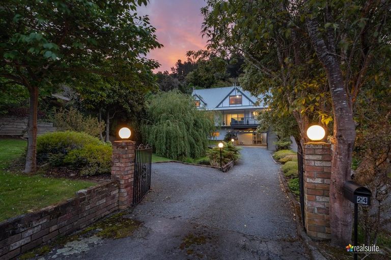 Photo of property in 24 Jocelyn Crescent, Pinehaven, Upper Hutt, 5019