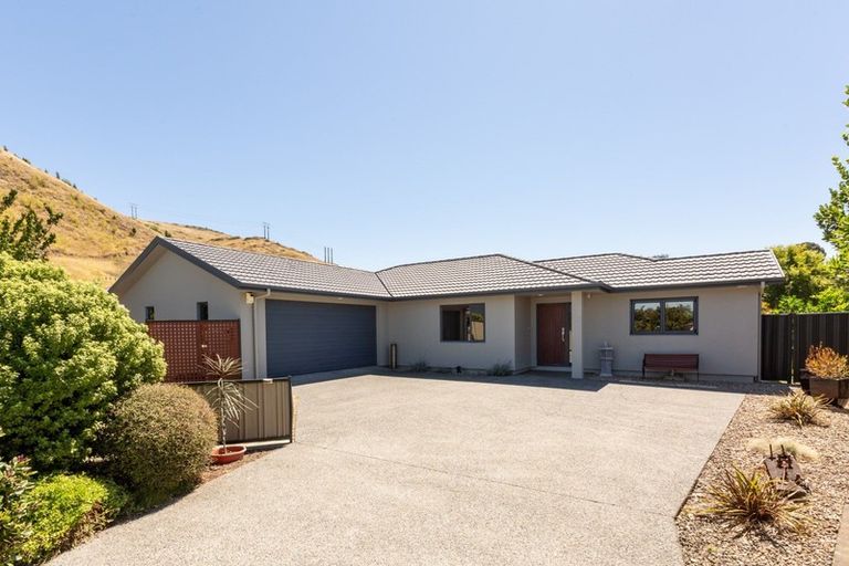 Photo of property in 9 Chenin Place, Greenmeadows, Napier, 4112