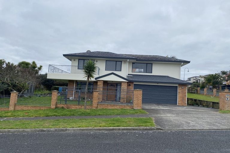 Photo of property in 11 Vireya Court, Goodwood Heights, Auckland, 2105