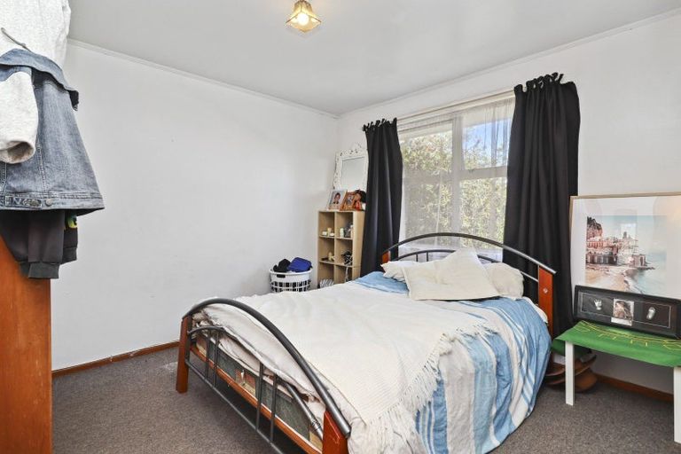 Photo of property in 2/41 Kawaka Street, Mount Maunganui, 3116