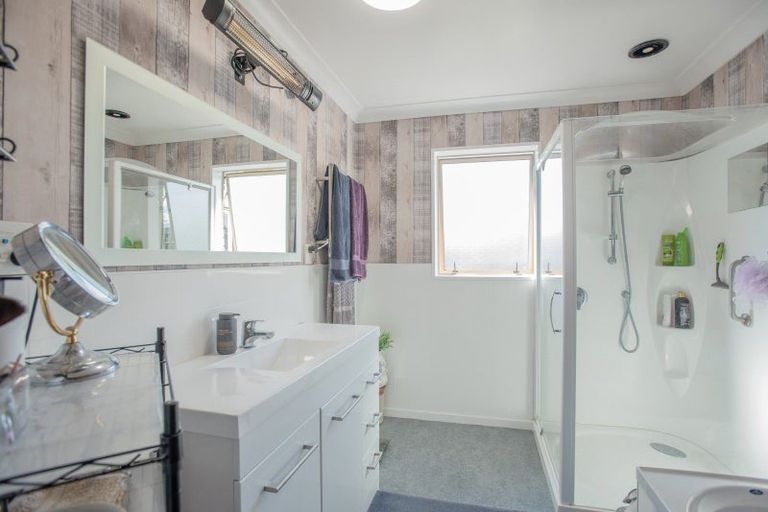 Photo of property in 74 Arthur Street, Winton, 9720