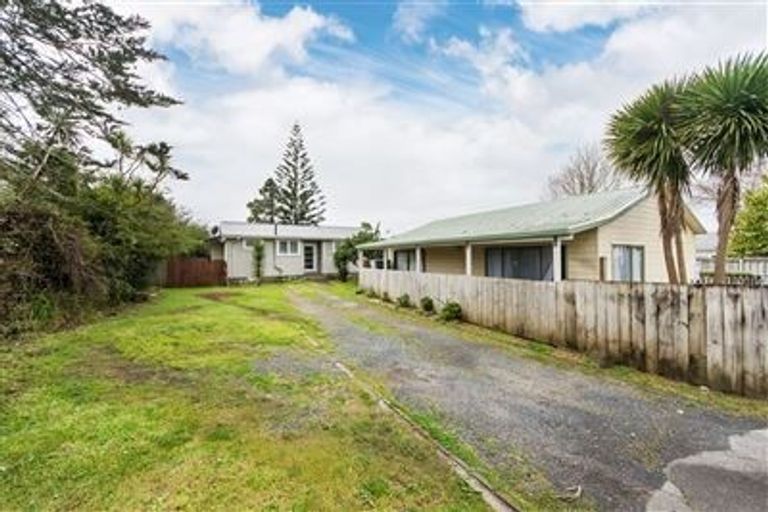Photo of property in 39 Garelja Road, Henderson, Auckland, 0612