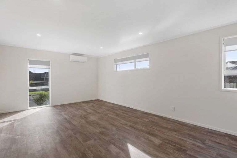 Photo of property in 18 Chichester Drive, Rosehill, Papakura, 2113