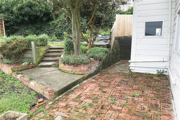 Photo of property in 41 Leckhampton Court, Clyde Hill, Dunedin, 9011