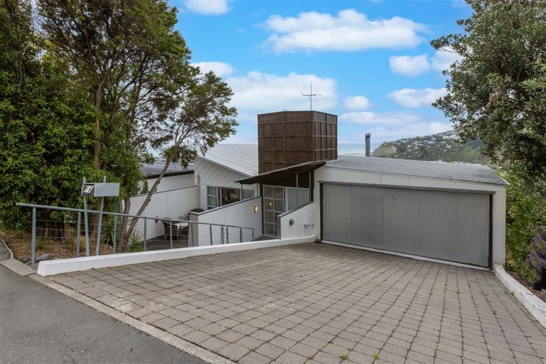 Photo of property in 16 Glendevere Terrace, Redcliffs, Christchurch, 8081