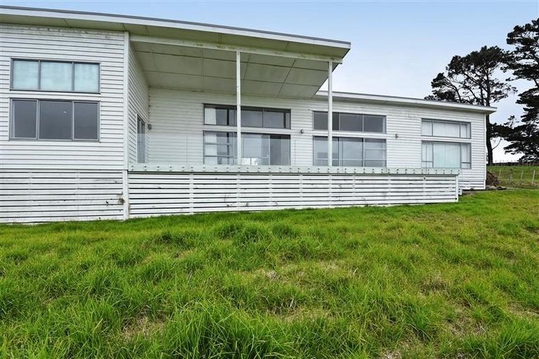 Photo of property in 151 Puke Road, Kumeu, 0891