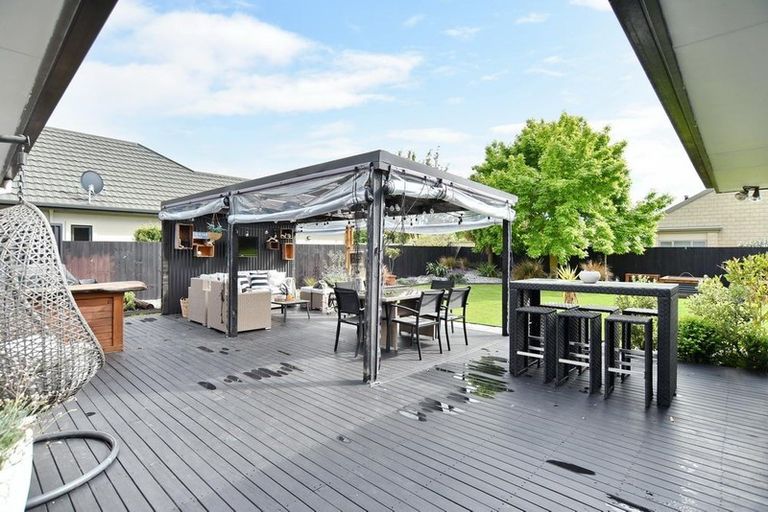 Photo of property in 12 Welsford Street, Woodend, 7610