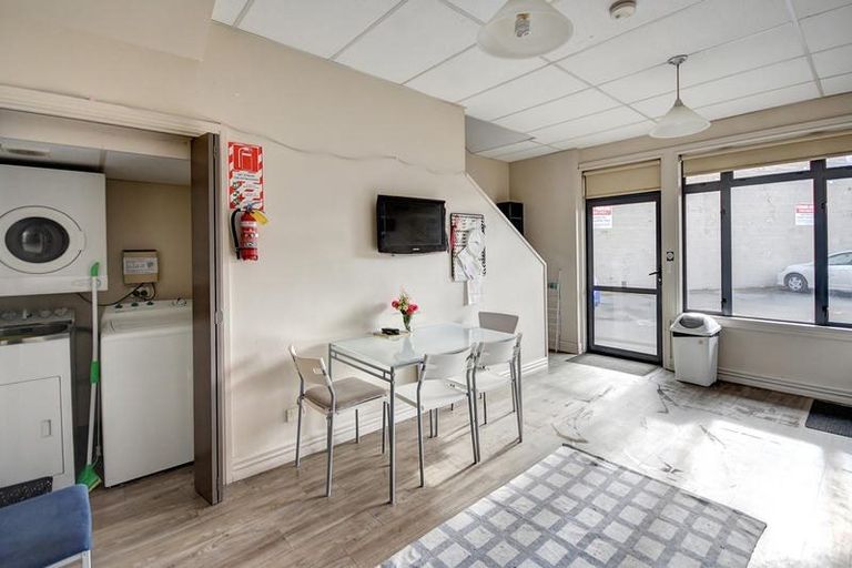 Photo of property in 5c Anzac Avenue, Dunedin Central, Dunedin, 9016