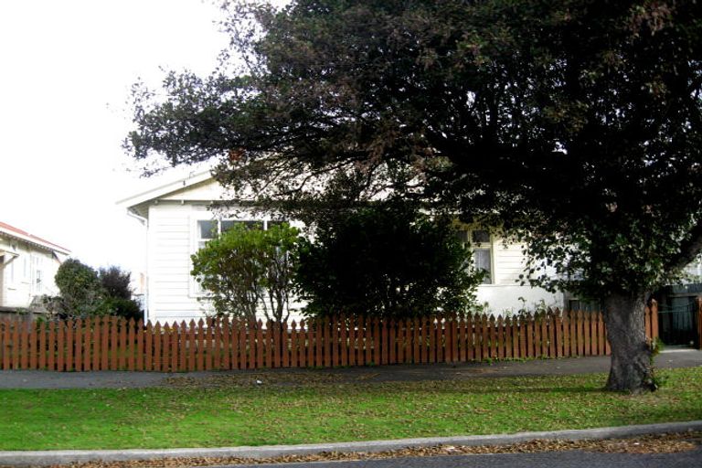Photo of property in 46 Cranley Street, Musselburgh, Dunedin, 9013