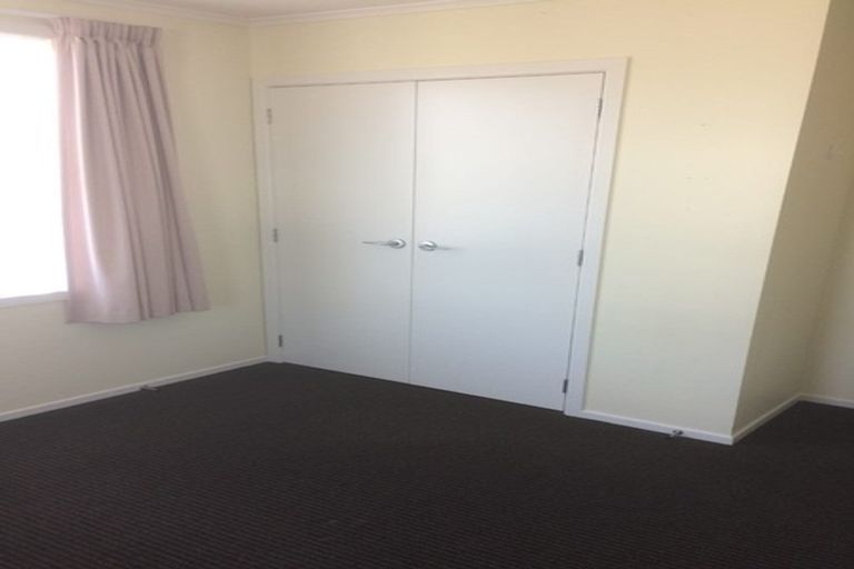 Photo of property in 57 Banks Street, Marfell, New Plymouth, 4310