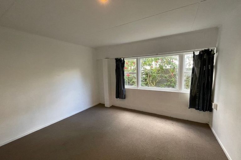 Photo of property in 24 Estuary Road, Weymouth, Auckland, 2103