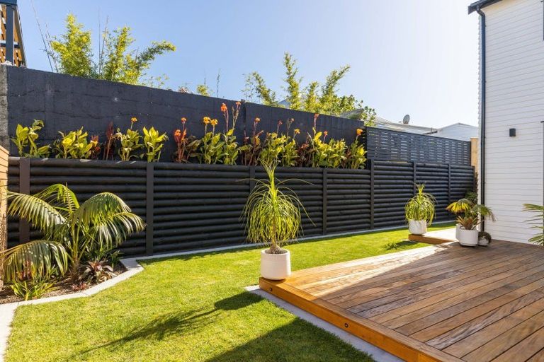 Photo of property in 7 Te Ara O Ngakeiha, Fitzroy, New Plymouth, 4312