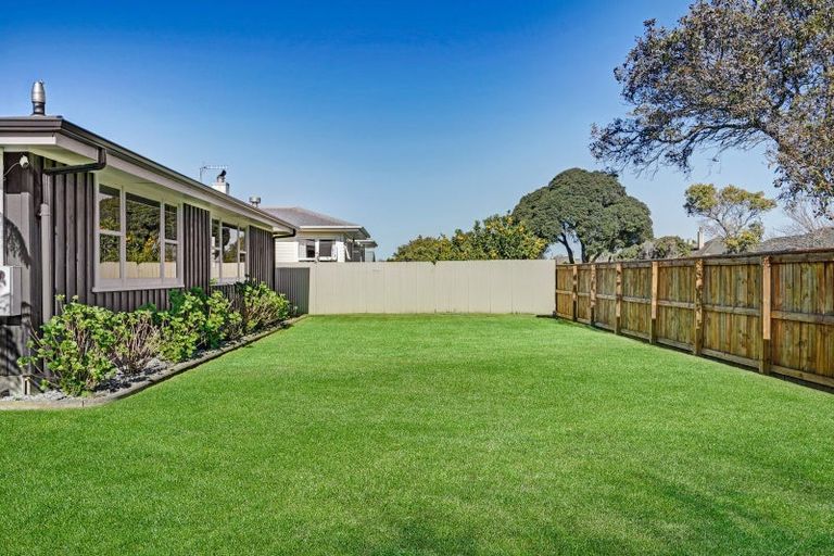 Photo of property in 6 Williams Street, Marewa, Napier, 4110