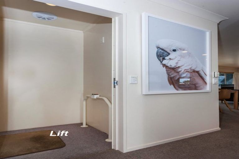 Photo of property in 102 Saint Patricks Row, Whangamata, 3620