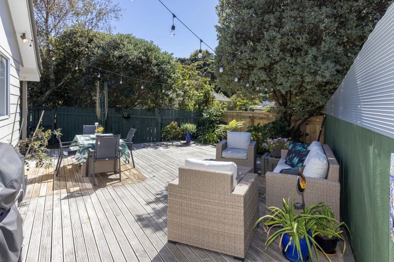 Photo of property in 3-5 Ruahine Street, Paraparaumu, 5032