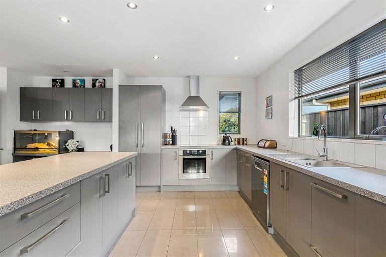 Photo of property in 8 Hakatere Road, Pegasus, 7612