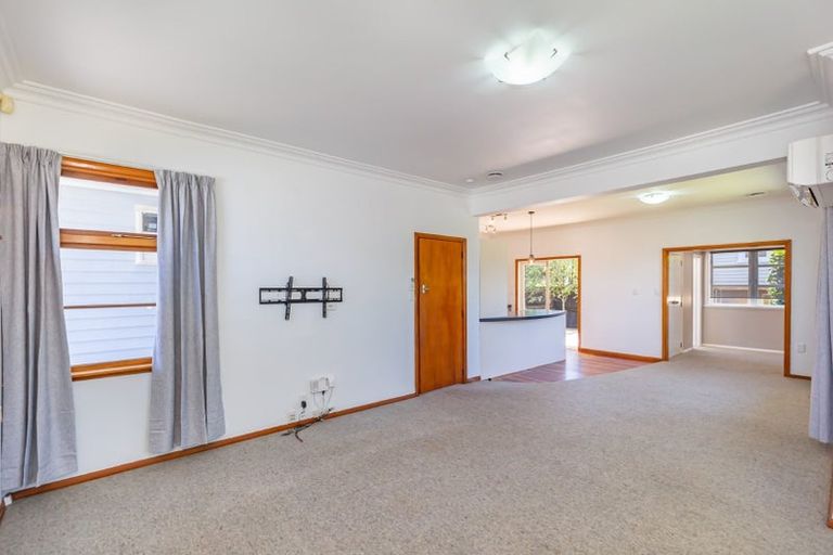 Photo of property in 167 Weraroa Road, Levin, 5510