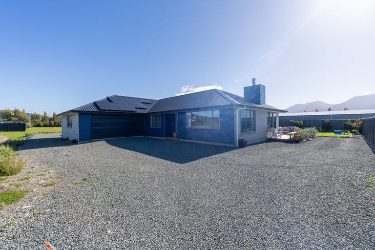 Photo of property in 11 Breaksea Street, Te Anau, 9600