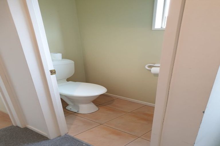 Photo of property in 31 Maghera Drive, East Tamaki Heights, Auckland, 2016