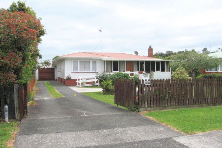 Photo of property in 397 Great South Road, Opaheke, Papakura, 2113