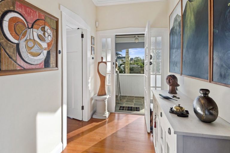 Photo of property in 33 Mains Avenue, Kensington, Whangarei, 0112