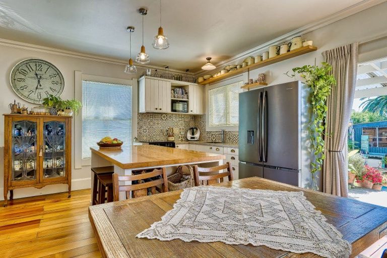 Photo of property in 81 Nelson Crescent, Napier South, Napier, 4110