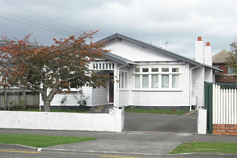 Photo of property in 12 Pilmuir Street, Hutt Central, Lower Hutt, 5010
