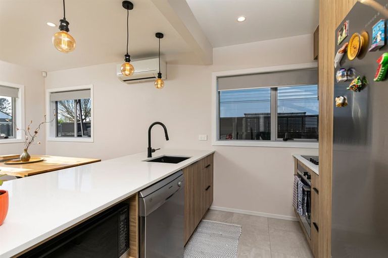 Photo of property in 6/103 Swanson Road, Henderson, Auckland, 0610