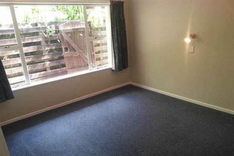 Photo of property in 2/56 Lynden Avenue, Hillcrest, Auckland, 0627