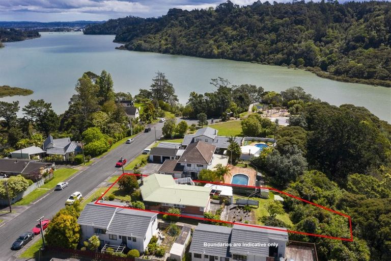 Photo of property in 225 Manuka Road, Bayview, Auckland, 0629