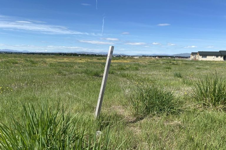 Photo of property in 30 The Drive, Twizel, 7999