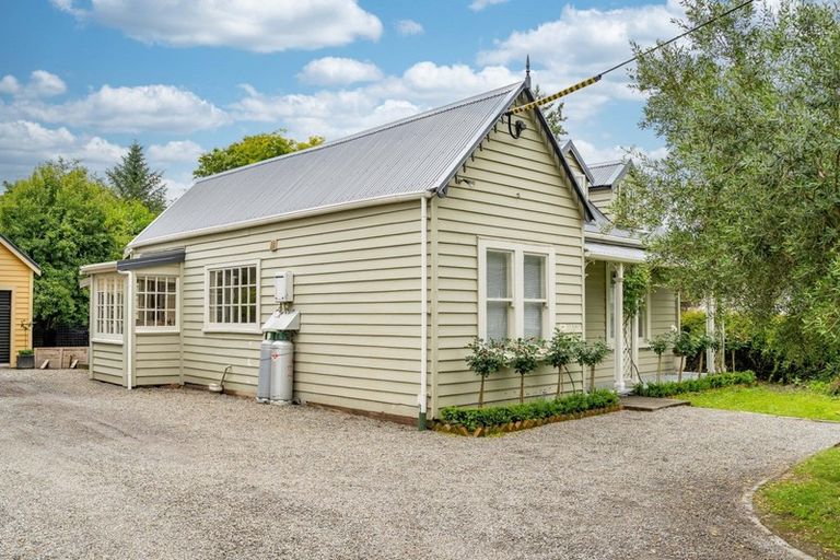 Photo of property in 269 High Street North, Carterton, 5713