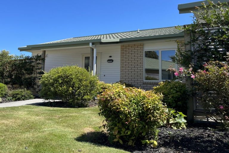 Photo of property in Summerset At The Course, 20 Racecourse Road, Trentham, Upper Hutt, 5018