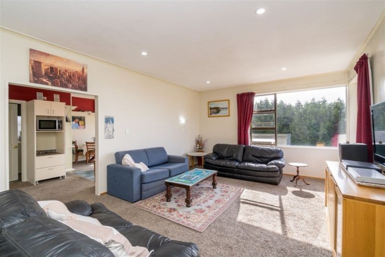 Photo of property in 47 Barnes Drive, Caversham, Dunedin, 9011