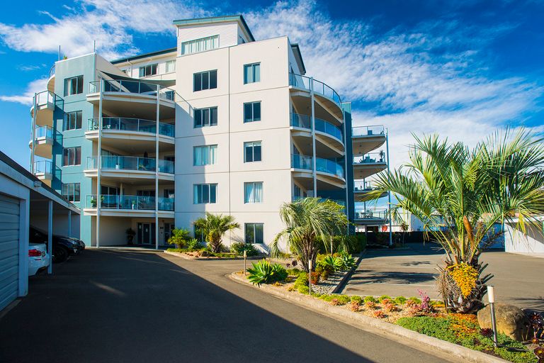 Photo of property in Bay View, 15/90 Customhouse Street, Gisborne, 4010