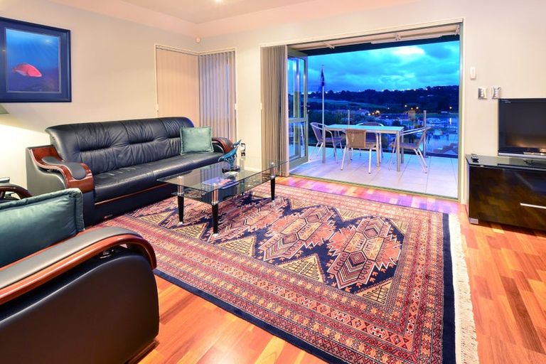 Photo of property in 60 Voyager Drive, Gulf Harbour, Whangaparaoa, 0930