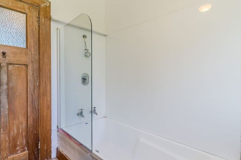 Photo of property in 38 Haywood Street, The Glen, Dunedin, 9011