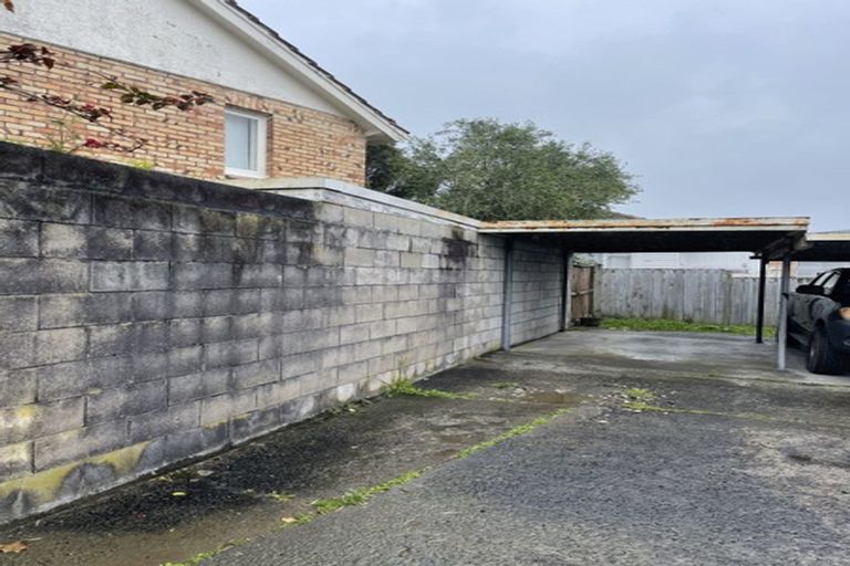 Photo of property in 1/35 Gardner Avenue, New Lynn, Auckland, 0600