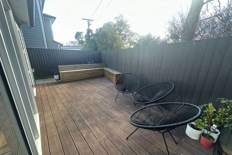 Photo of property in 67c Randwick Crescent, Moera, Lower Hutt, 5010